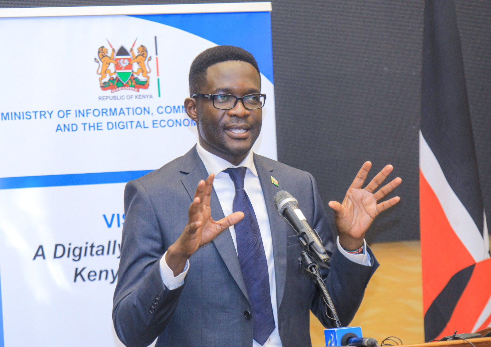 Ezra Chiloba